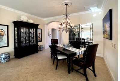 After, looks finished and it pops, Dining-Room Lantana, Interior Design - in the Villages of Florida.